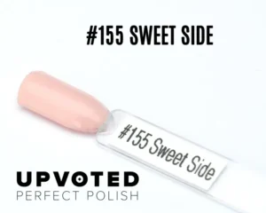 Capsule du vernis semi-permanent NailPerfect Upvoted #155 Sweet Side, un rose nude clair et brillant.