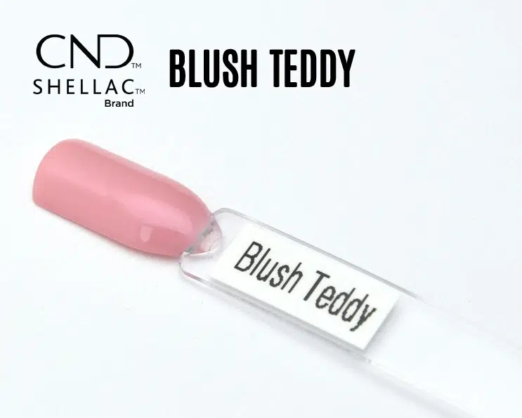 Capsule du vernis semi-permanent professionnel CND™ Shellac Blush Teddy, rose poudré tendre à la finition brillante et subtilement nacrée