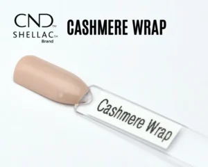 Capsule du vernis semi-permanent professionnel CND™ Shellac Cashmere Wrap, nude beige rosé au fini laqué et lumineux.