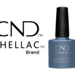 Vernis semi-permanent professionnel CND™ Shellac Denim Patch (7,3 ml) – bleu jean profond et brillant. Tenue 3 semaines, brillance miroir, dépose douce, formule sans TPO. Disponible à 15,90 € sur RBBE.fr.