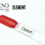 Capsule du vernis semi-permanent professionnel CND™ Shellac Element, rouge corail éclatant au fini brillant et laqué.