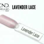 Capsule du vernis semi-permanent professionnel CND™ Shellac Lavender Lace, lavande rosé nacré au fini irisé et lumineux.