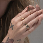 Manucure nude beige rosé CND Shellac Bare Chemise, vernis semi-permanent professionnel naturel et brillant