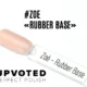 Capsule de la Rubber Base NailPerfect Zoé, beige rosé nude semi-opaque légèrement nacré.