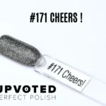 Capsule du vernis semi-permanent NailPerfect Upvoted #171 Cheers!, un noir pailleté argenté et brillant.