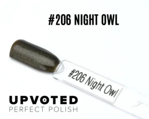 Capsule du vernis semi-permanent NailPerfect Upvoted #206 Night Owl, un brun noir scintillant et profond.