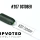 Capsule du vernis semi-permanent NailPerfect Upvoted #207 October, un vert sapin profond et brillant.