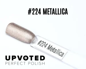 Capsule du vernis semi-permanent NailPerfect Upvoted #224 Metallica, champagne rosé métallisé, finition brillante et lumineuse.