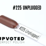 Capsule du vernis semi-permanent NailPerfect Upvoted #225 Unplugged, brun chaud moka, finition brillante.