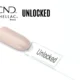 Capsule du vernis semi-permanent professionnel CND™ Shellac Unlocked, beige nude clair au fini brillant et naturel.