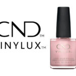 Flacon du vernis CND™ VINYLUX™ Blush Teddy – vernis rose nude opaque, effet gel longue tenue.