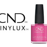Flacon du vernis longue tenue CND™ VINYLUX™ Hot Pop Pink, présenté en rose fuchsia intense, fini crème opaque, format professionnel 15 ml.