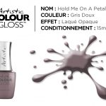 colour gloss hold me on a petal stal