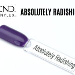 Capsule ongle vernis CND Vinylux Absolutely Radishing violet profond finition crème