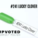 Capsule du vernis semi-permanent NailPerfect Upvoted #241 Lucky Clover, vert herbe éclatant et lumineux.