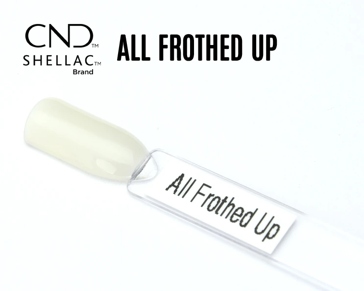 Capsule du vernis semi-permanent professionnel CND™ Shellac All Frothed Up, blanc crème semi-opaque et nacré, à la brillance douce et naturelle.