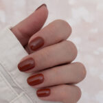 Vernis semi-permanent professionnel CND Shellac Maple Leaves brun roux chaud brillant