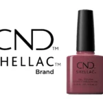 Vernis semi-permanent CND™ Shellac Rose-Mance (7,3 ml) – vieux rose profond et laqué, chic et intemporel. Tenue jusqu’à 3 semaines, brillance miroir, dépose douce. Disponible à 15,90 € sur RBBE.fr.
