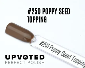 Capsule du vernis semi-permanent NailPerfect Upvoted #250 Poppy Seed Topping, brun taupe doux et élégant.