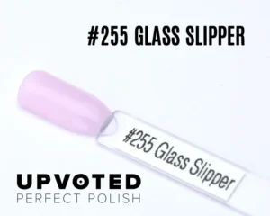 Capsule du vernis semi-permanent NailPerfect Upvoted #255 Glass Slipper, nude rose transparent brillant et délicat.