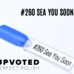 Capsule du vernis semi-permanent NailPerfect Upvoted #260 Sea You Soon, bleu océan intense et brillant.