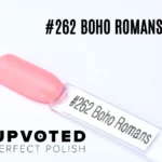 Capsule du vernis semi-permanent NailPerfect Upvoted #262 Boho Romans, rose corail doux et lumineux.