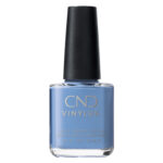 Bouteille de vernis bleu pastel CND Vinylux Down By The Bae  