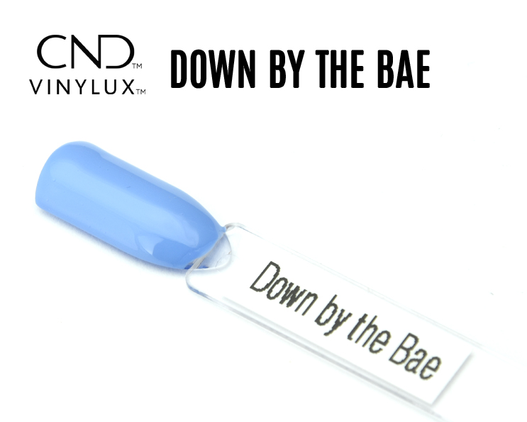 Capsule de vernis bleu pastel CND Vinylux Down By The Bae  