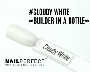 Capsule du Builder in a Bottle NailPerfect Cloudy White, blanc laiteux doux et lumineux, sans TPO.
