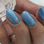 Vernis semi-permanent professionnel CND Shellac Hippie-O-Cracy bleu denim nacré scintillant