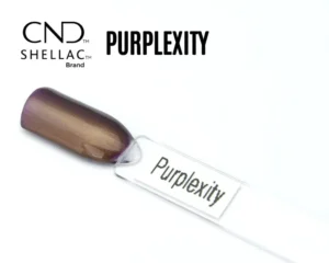 Capsule du vernis semi-permanent professionnel CND™ Shellac Purplexity, violet métallisé aux reflets bronze et or rosé.