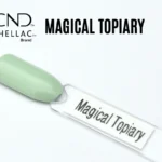Capsule du vernis semi-permanent professionnel CND™ Shellac Magical Topiary, vert sauge pastel brillant à la finition lisse et lumineuse