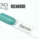 Capsule du vernis semi-permanent professionnel CND™ Shellac Oceanside, bleu turquoise vif au fini brillant et laqué.