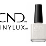 Flacon du vernis CND™ VINYLUX™ All Frothed Up – vernis professionnel blanc perlé, brillance effet gel sans lampe UV/LED.