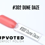 Capsule du vernis semi-permanent NailPerfect Upvoted #302 Dune Daze, corail doux et sable rosé.