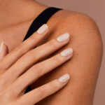 PlexiGel Builder Oat Milk manucure
