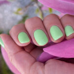 ongles vert pastel manucure NailPerfect Upvoted Cucumber Breeze tendance ongle printemps 2026