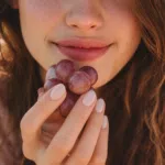 Manucure nude naturelle avec Bare Canvas NailPerfect Upvoted Second Skin sur ongles